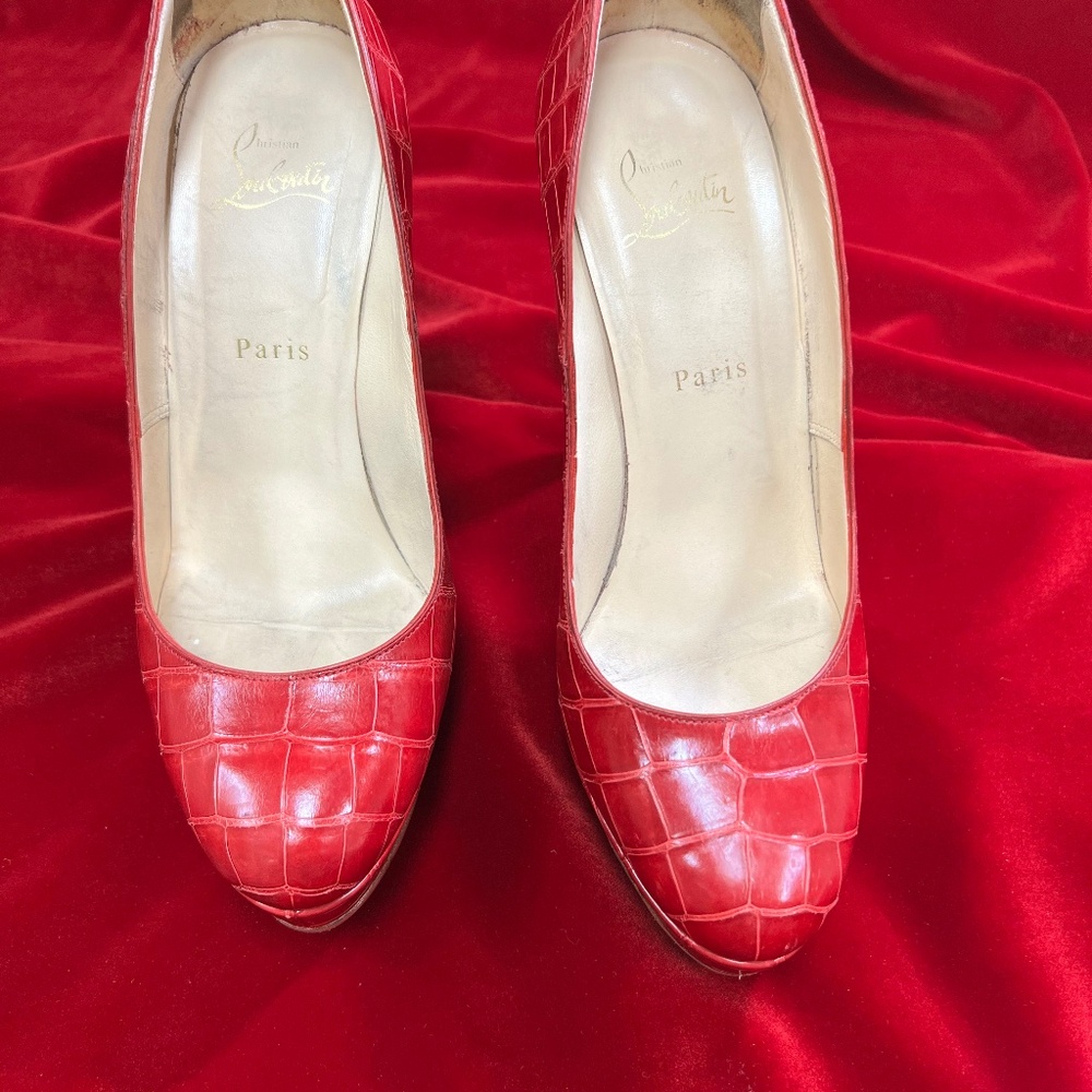Red Alligator Christine LouBoutin Bianca